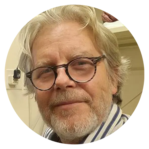 Lawrence Tucker, MD